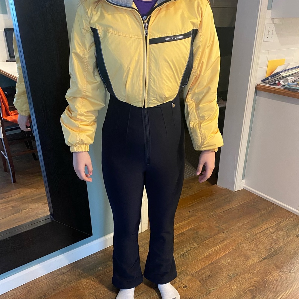 Nils ski suit Size 8 Yellow and black. Excellent condition.